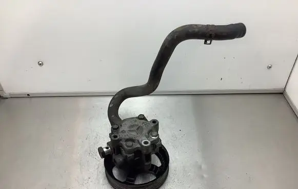 Peugeot 4007 Power steering pump 82291525