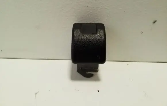 Engine bonnet (hood) release handle