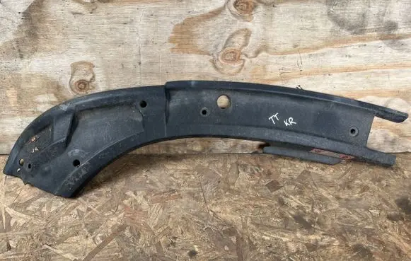Audi TT Mk1 Radiator trim 8N0860441E