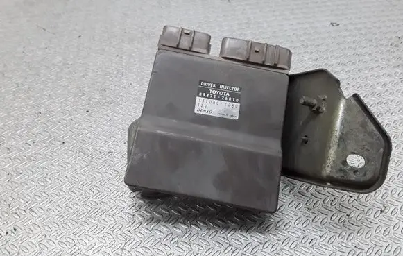 Toyota Avensis Verso Fuel injection control unit/module 8987126010 1310001280