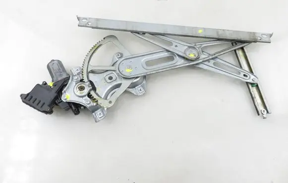 Toyota Yaris Front door window regulator with motor 8570202020