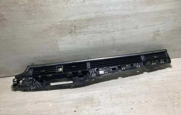 Audi A4 S4 B9 Dash center air vent grill 8w1820902d