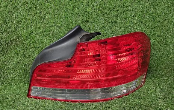 BMW 1 E82 E88 Rear/tail lights 7285642 6321728564201