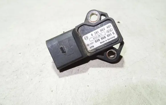 Audi A6 S6 C6 4F Air pressure sensor 0281002401 038906051C