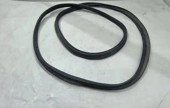 Citroen C6 Trunk rubber seal (body) 8707C1