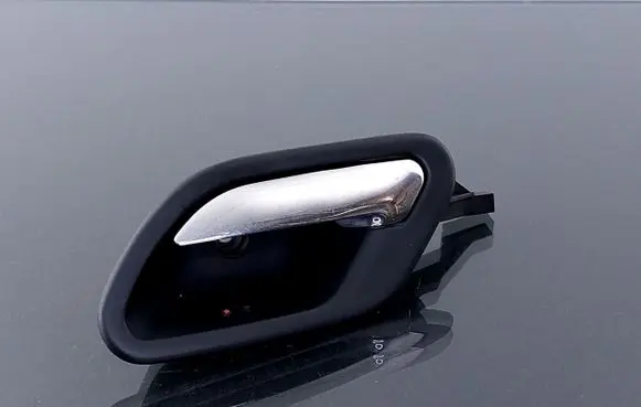 BMW 5 E39 Front door interior handle 8226049