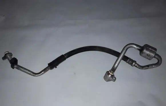 Ford Focus Air conditioning (A/C) pipe/hose 1837591