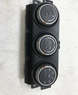 Nissan X-Trail T31 Climate control unit 27500J074A A02000A7504000