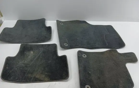 Audi A3 8Y Car floor mat set 8Y2863011