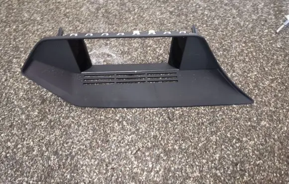 Mercedes-Benz E W212 Radio/GPS head unit trim A2126801236