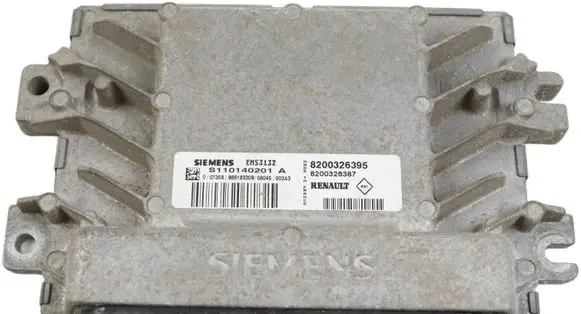 Renault Clio II Engine control unit/module 8200326395 S110140201A