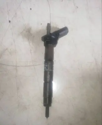 Mercedes-Benz E W212 Fuel injector A 642 070 1187