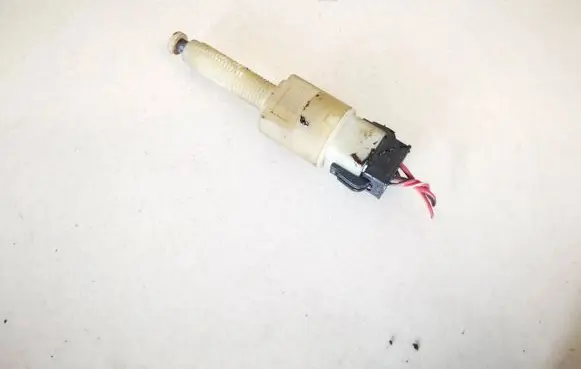 Volkswagen PASSAT B5 Brake pedal sensor switch 4a0945515a