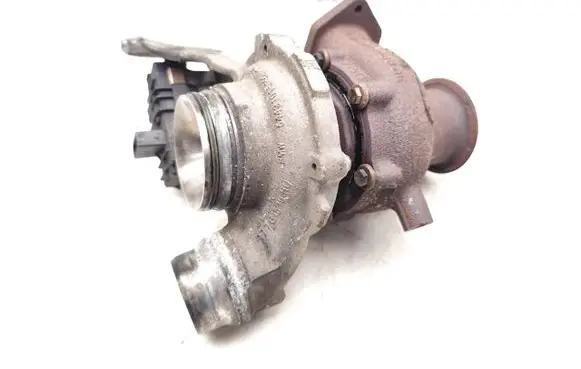 BMW 1 F20 F21 Turbo 8514666