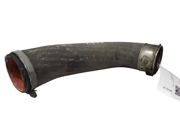 Volvo V60 Intercooler hose/pipe 31370447