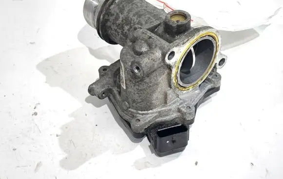 Renault Kangoo II Engine shut-off valve 161A03415R