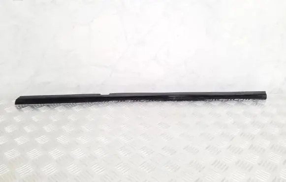 Mercedes-Benz CLA C118 X118 Rear door trim (molding) A1187302000
