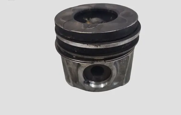 Ford Mondeo MK IV Piston