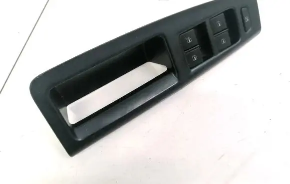 Volkswagen Polo Electric window control switch 6Q1867171D