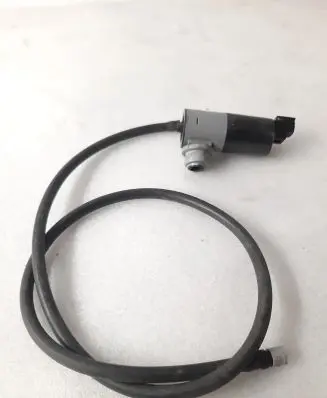 Volvo XC90 Windscreen/windshield washer pump