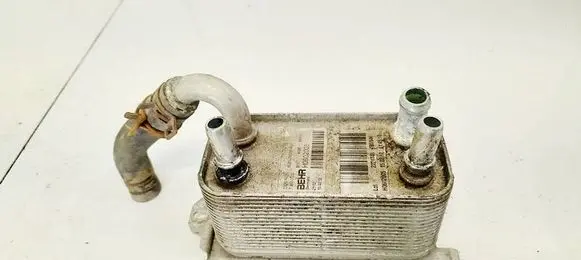 Engine oil radiator