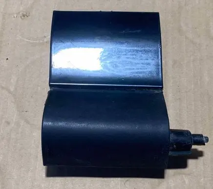 Opel Omega A Front tow hook cap/cover 90339975
