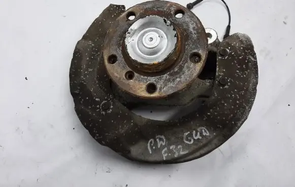 BMW 4 F32 F33 Front wheel hub