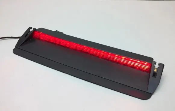 Volkswagen PASSAT B6 Third/center stoplight 1K5945097B