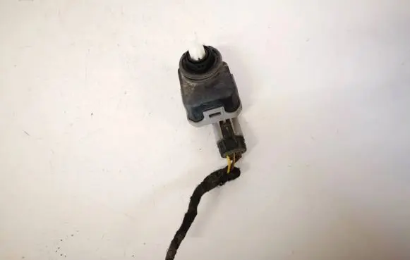 Opel Astra G Headlight level adjustment motor 90590665