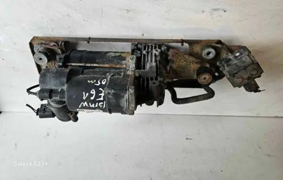BMW 5 E60 E61 Air suspension compressor/pump 14178311