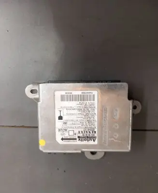 Renault Megane II Airbag control unit/module 604289600 8200481127 F0400G70533