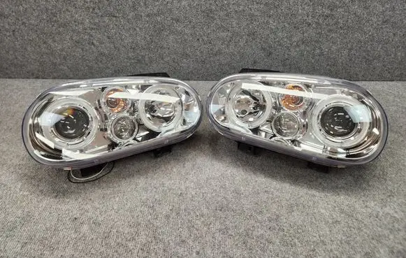 Volkswagen Golf IV Headlights/headlamps set HU46HLSCZ HU46HL