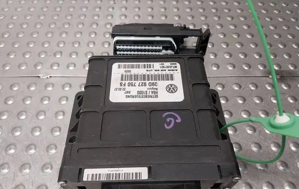 Audi Q7 4L Gearbox control unit/module 09D927750FS