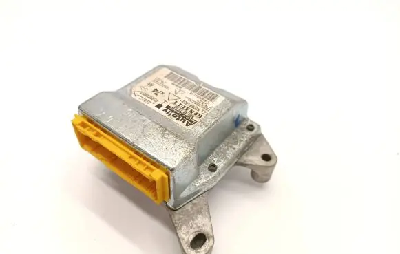 Renault Laguna II Airbag control unit/module 605487500 8200412021 F157KR41112
