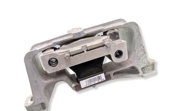 Mercedes-Benz B W246 W242 Engine mount bracket A2462402517