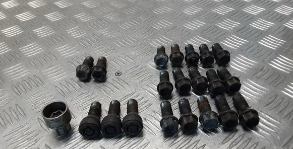 BMW 3 F30 F35 F31 Nuts/bolts 
