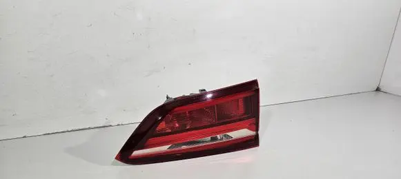 BMW X1 F48 F49 Tailgate rear/tail lights 7350697