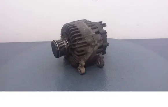 Volkswagen Touran I Generator/alternator