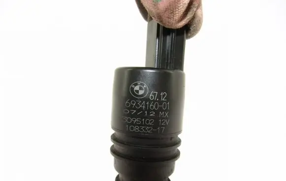BMW X3 F25 Windscreen/windshield washer pump 693416001
