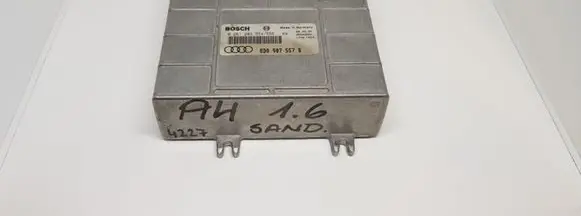 Audi A4 S4 B5 8D Engine control unit/module 0261203554 8D0907557B