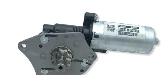 Honda ZR-V Seat adjustment motor 4415867