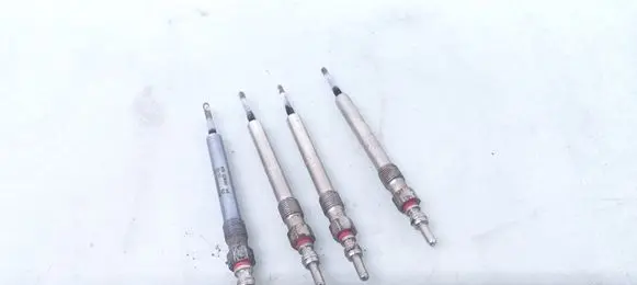 Volkswagen PASSAT B6 Glow plug 0250403007 059963319M