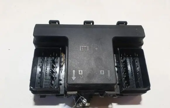 Ford Fusion II Power management control unit FG9T14A067AE 12263105 G2811MADE