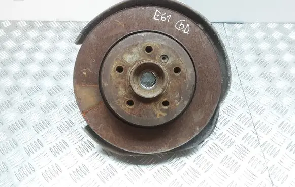 BMW 5 E60 E61 Rear wheel hub 33526764270
