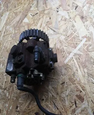Citroen Berlingo Fuel injection high pressure pump 0445010102 9683703780A