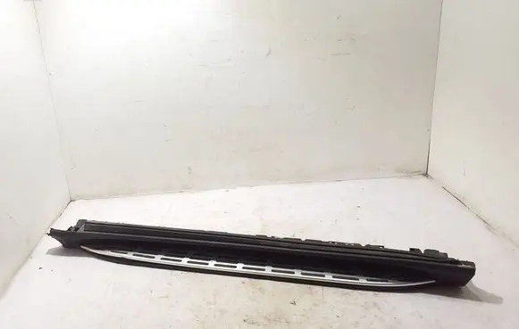 Mercedes-Benz GLE W167 Sill A1676900304