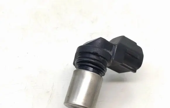 Camshaft position sensor