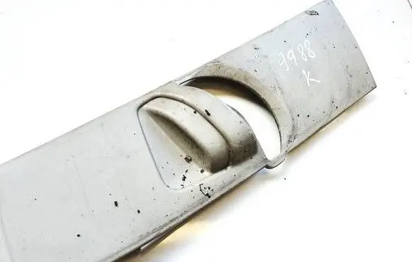 Toyota Avensis T250 (B) pillar trim (top) 7313605010 73136-05010