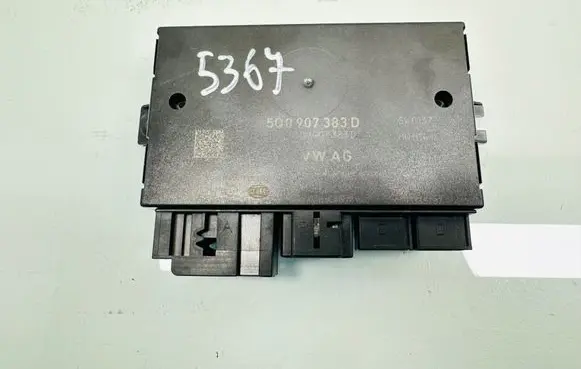 Volkswagen PASSAT B8 Tow bar trailer control unit/module 5Q0907383D 5DS01110420