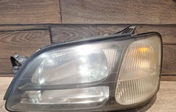 Subaru Legacy Headlight/headlamp 10020653